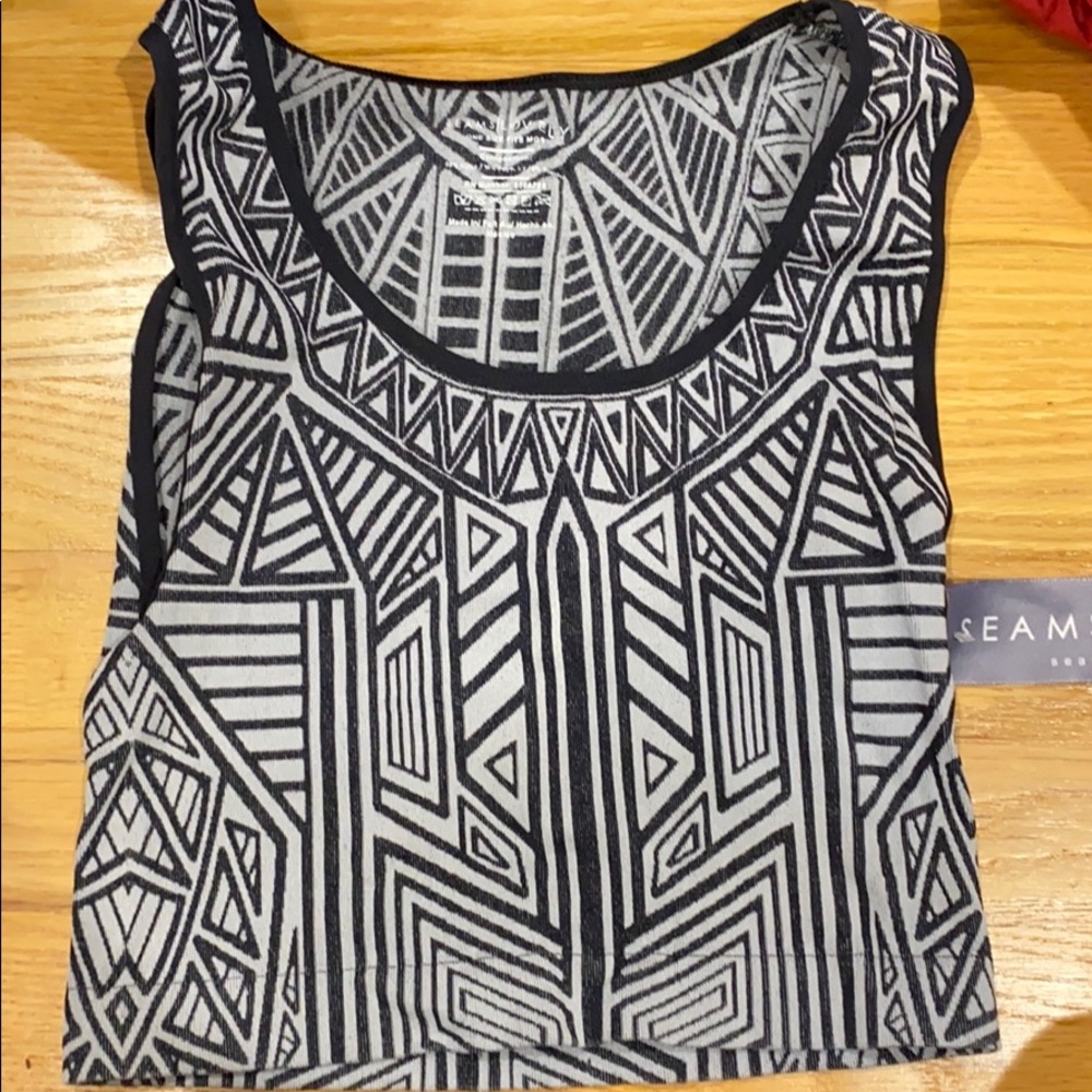NWT Seamless Tank